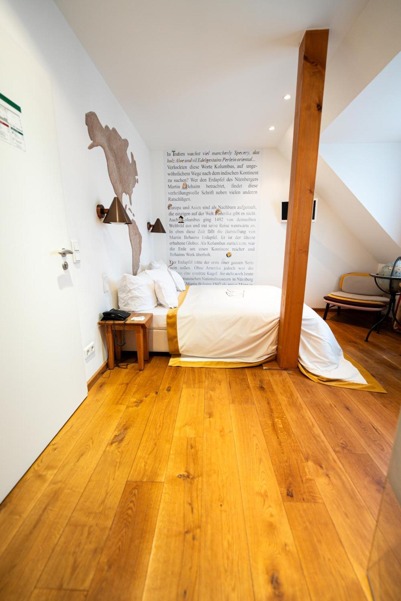 Hotel Drei Raben Nürnberg Rum bild